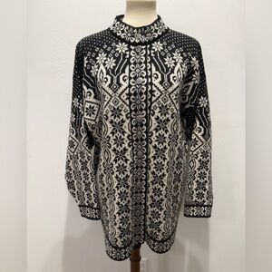 Dale of Norway - Nordic Button-Front Women's Sweater - 100% Pure New Wool